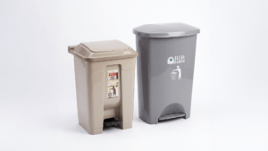 Perbedaan Bahan Tempat Sampah: Plastik, Stainless, atau Fiberglass, Mana yang Terbaik?